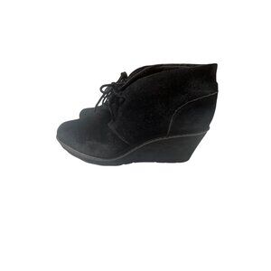 Clarks Womens Black Suede Ankle Booties With Wedge Heel 6.5